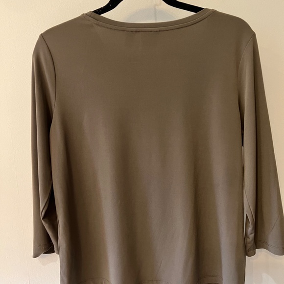 Chico’s size 1 - Picture 2 of 3